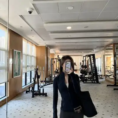 余美